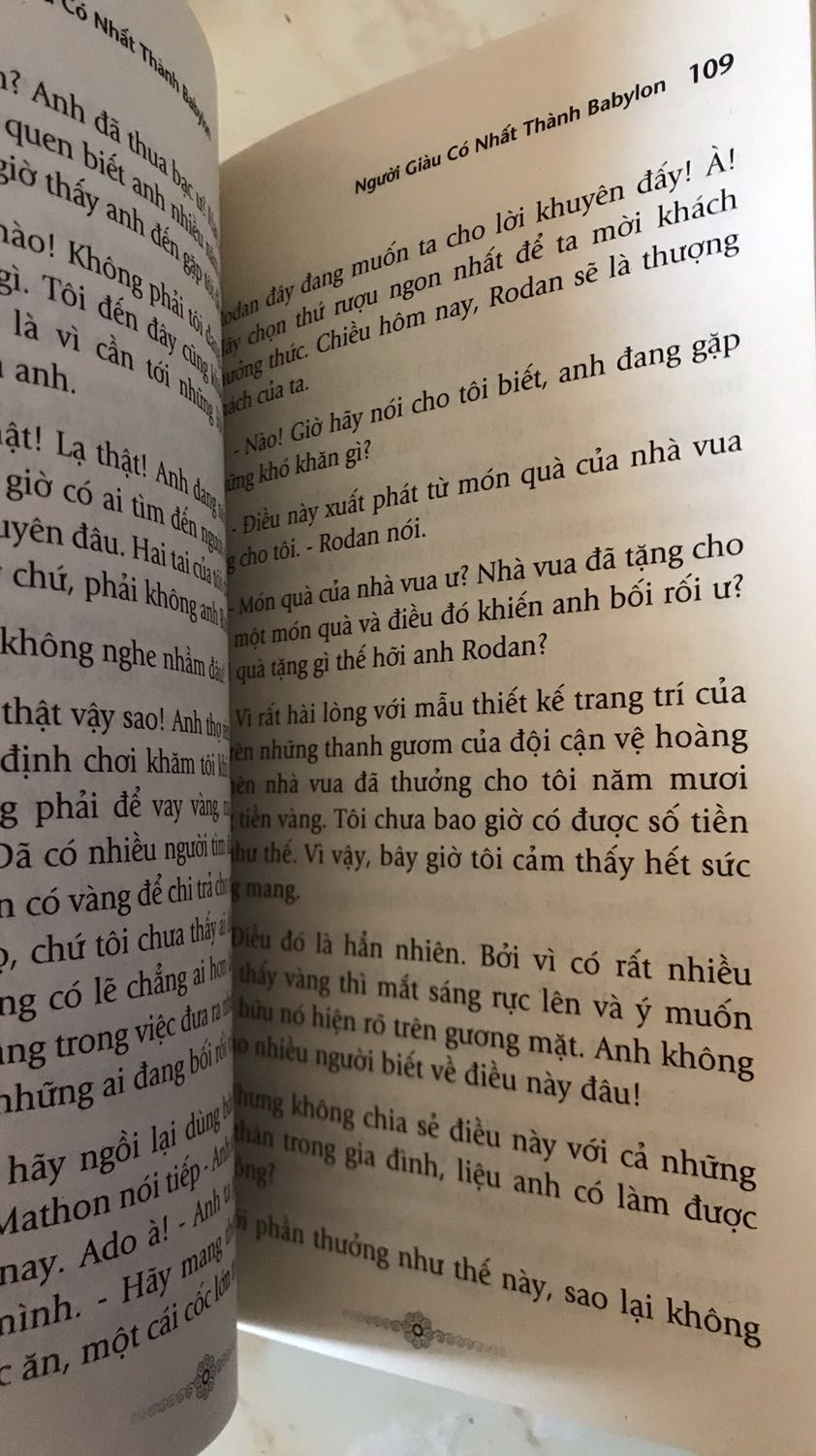 Mình mua tặng các anh em đồng nghiệp. Rất hài lòng về sách được nhận và thời gian giao.
Giao nhanh, người giao nhiệt tình. Sách đẹp. Chậm xuống lấy vẫn chờ. Cảm ơn shop và tiki.