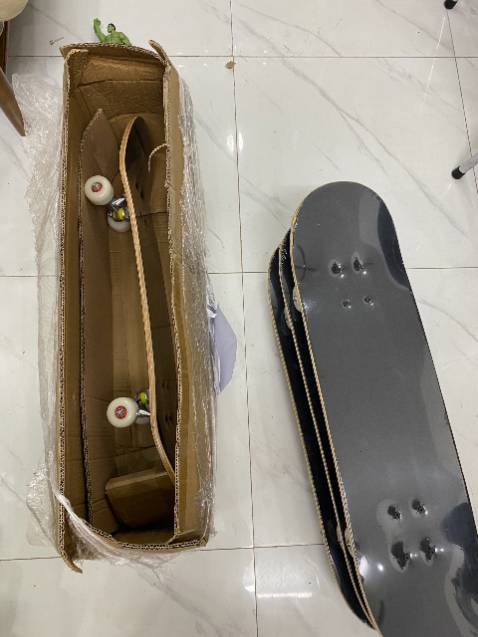 Giao hàng không đúng hình ảnh, không thấy nhắn tin hay gọi điện lại
Sản phẩm giao thiếu phải gọi lên tiki hỗ trợ mấy lần