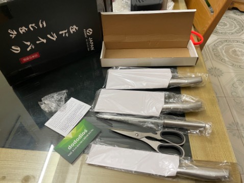 Sản phẩm như hình, cầm hơi nhẹ tay nhưng cắt gọt chắc cũng ổn. Phù hợp với giá tiền. Ủng hộ shop 5*