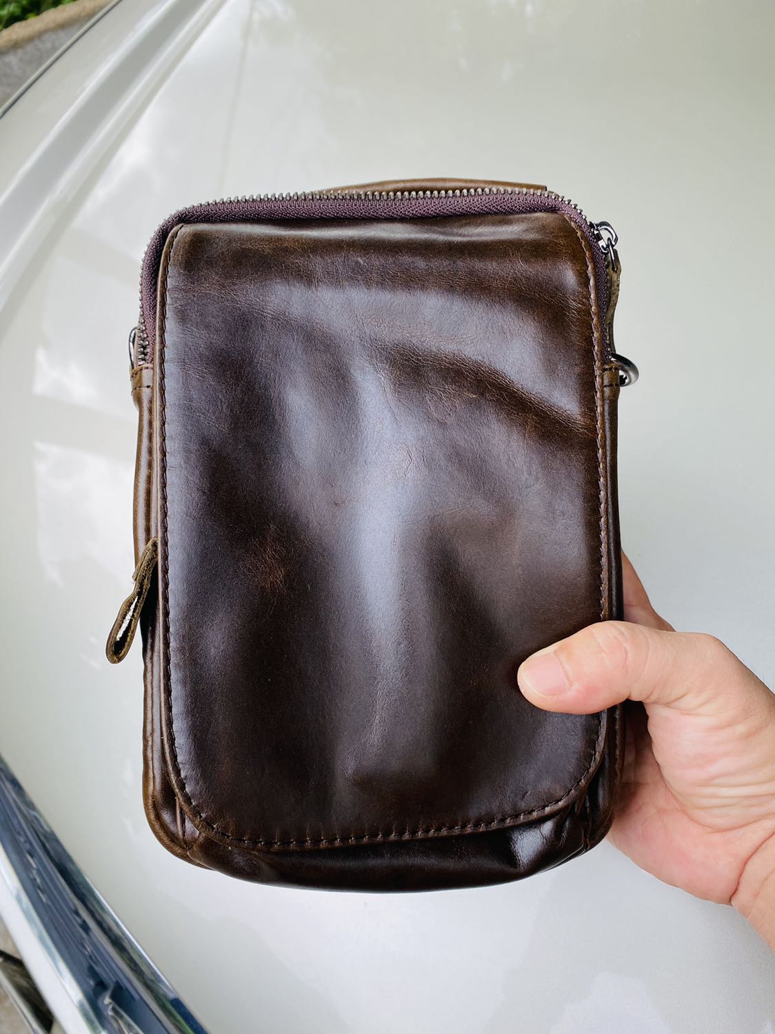 Hàng tốt, mỗi tội gửi sai màu, làm việc phải chuyên nghiệp lên đỡ mất thời gian của khách hàng