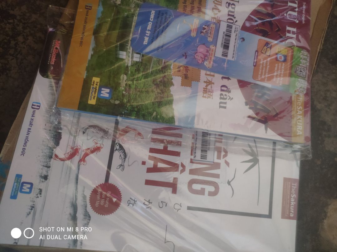 sách đẹp, giấy đẹp