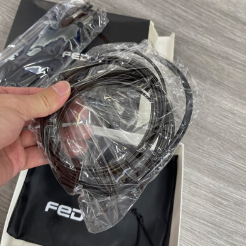 Bộ dây nhảy rất xịn, đượng tặng thêm 1 dây dự phòng. Đã dùng được 1 thời gian rồi rất thích và sướng nhé cả nhà. Đặc biệt thích nhất là shop hỗ trợ tặng shop 5 sao mong rằng nhiều người thấy sẽ ủng hộ chop