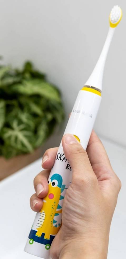 Tiki giao hàng rất nhanh, hiện tại bé nhà mình dùng ổn. Mình muốn mua thêm đầu để thay thế nhưng không tìm thấy, nếu có bán kèm thêm đầu thay thế thì tuyệt vời. Tiki giao hàng rất nhanh, hiện tại bé nhà mình dùng ổn. Mình muốn mua thêm đầu để thay thế nhưng không tìm thấy, nếu có bán kèm thêm đầu thay thế thì tuyệt vời.