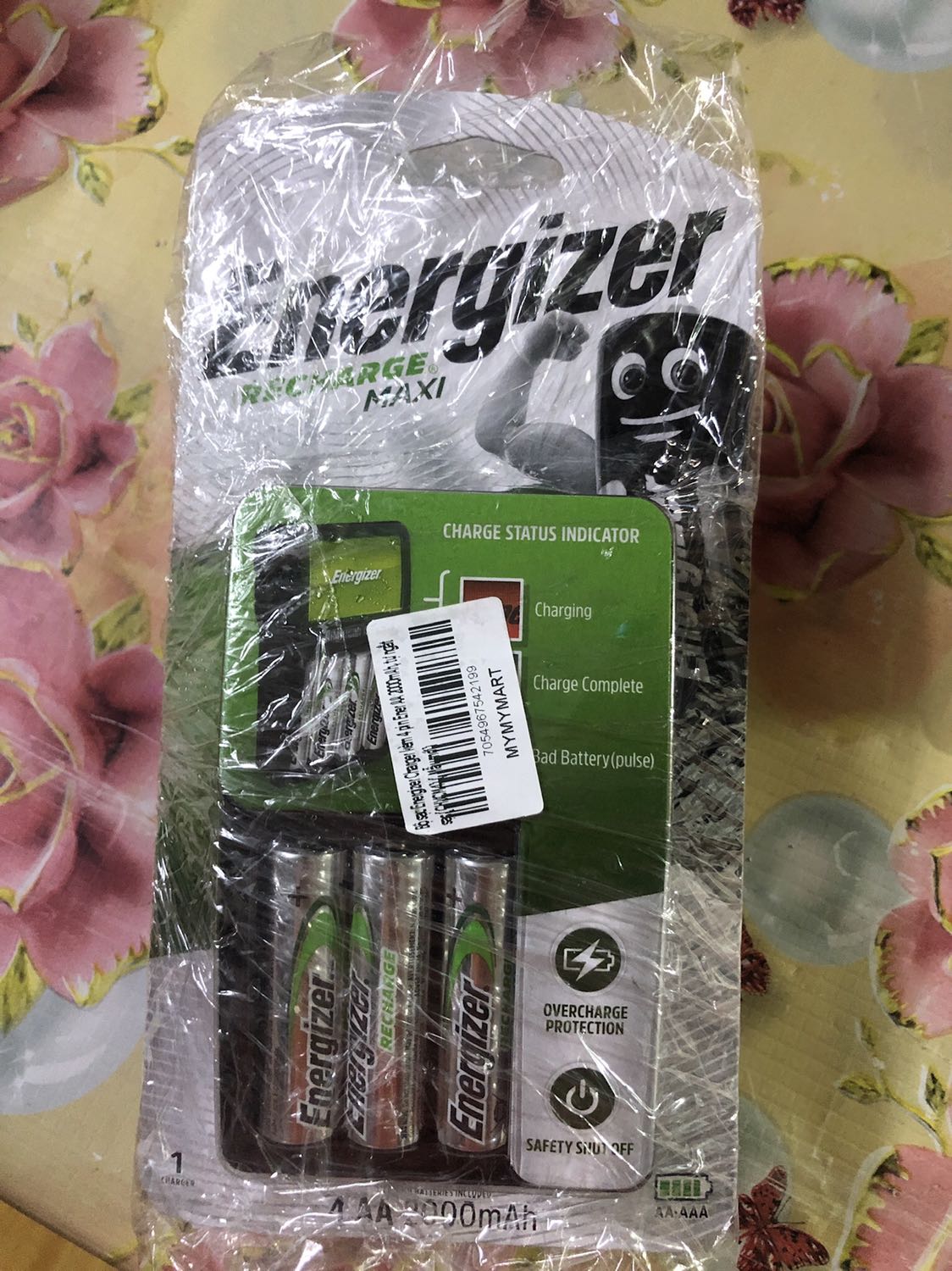 Đọc review kỹ lắm mới mua. ^^ Vỏ pin tq. Pin Nhật nha. Giao nhanh dưới 2 tiếng. Mới mở ra sạc tầm 4 tiếng hiện đỏ sang xanh là đầy. Còn chất lượng xài thử mới biết :) mẹ mình hay hát karaoke, mua pin sạc tiết kiệm hơn, bảo vệ môi trường. Đọc review kỹ lắm mới mua. ^^ Vỏ pin tq. Pin Nhật nha. Giao nhanh dưới 2 tiếng. Mới mở ra sạc tầm 4 tiếng hiện đỏ sang xanh là đầy. Còn chất lượng xài thử mới biết :) mẹ mình hay hát karaoke, mua pin sạc tiết kiệm hơn, bảo vệ môi trường.