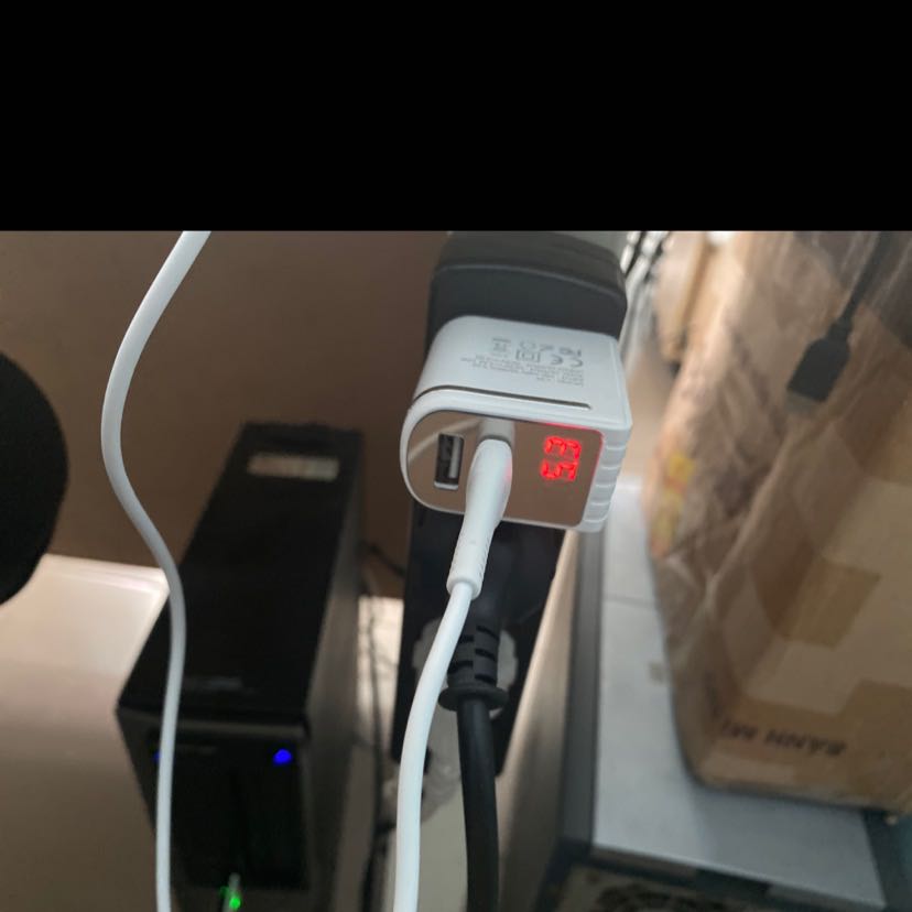 Sản phẩm đúng như nô tả,đẹp sạc nhanh ,mọi thứ đều okiee,giao hàng nhanh