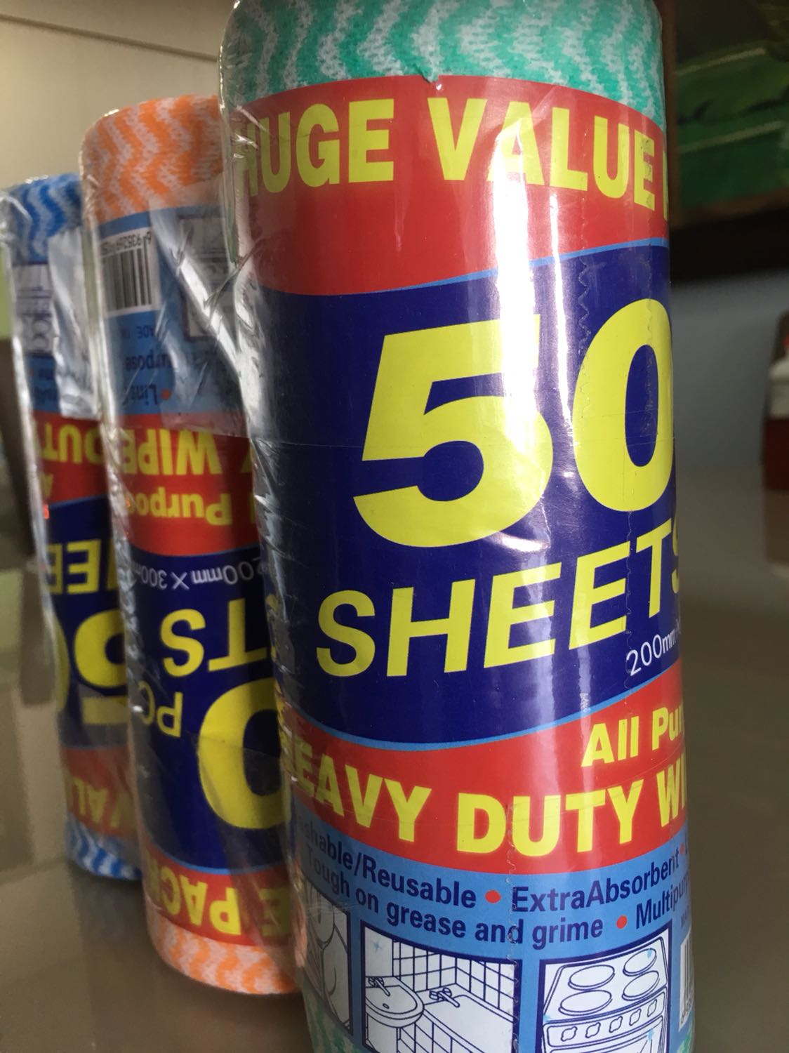 Giao hàng khg đúng như quản cáo, đơn hàng 3 cuộn loại 150 tờ/ cuộn loại dày kích thước to vì trc đây tôi đã từng mua. Giờ đây giao 3 cuộn loại 50tờ / cuộn là đánh tráo gấp 3 lần chưa kể chất lượng kém.
Tôi đề nghị Tiki có biện pháp bảo vệ khách hàng là bảo vệ chính mình đấy.