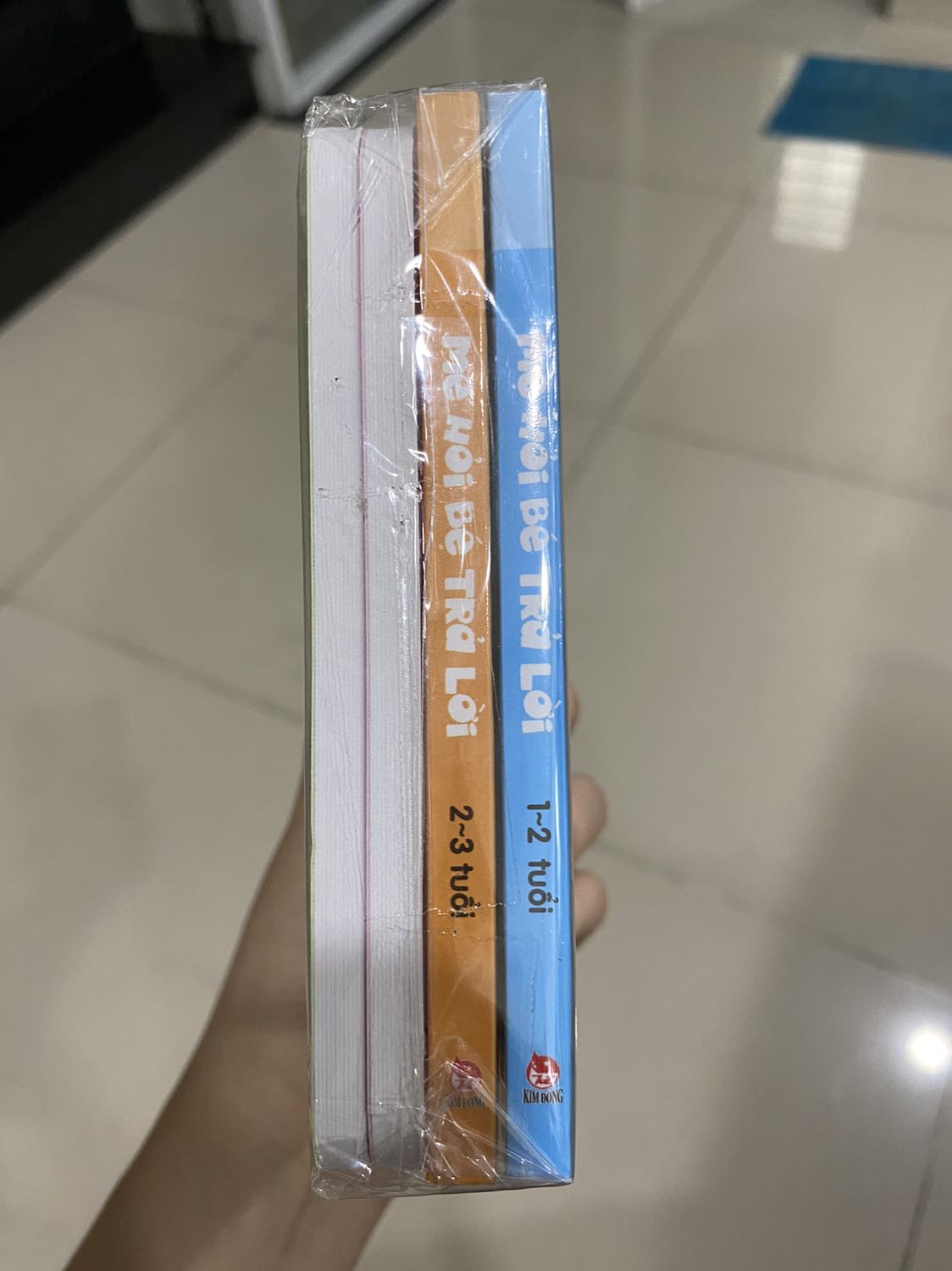 Thích nội dung. Nhưng sách nhỏ, dan gáy nên khó thao tác cho mẹ & bé cùng chơi