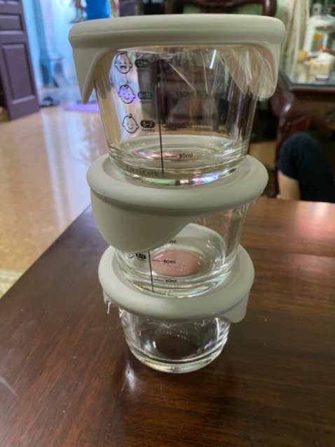 Hàng của Lock&Lock không có gì để chê, mua về đựng đồ ăn cho bé, rất yên tâm về chất lượng. Tiki giao hàng siêu nhanh. 5 sao!