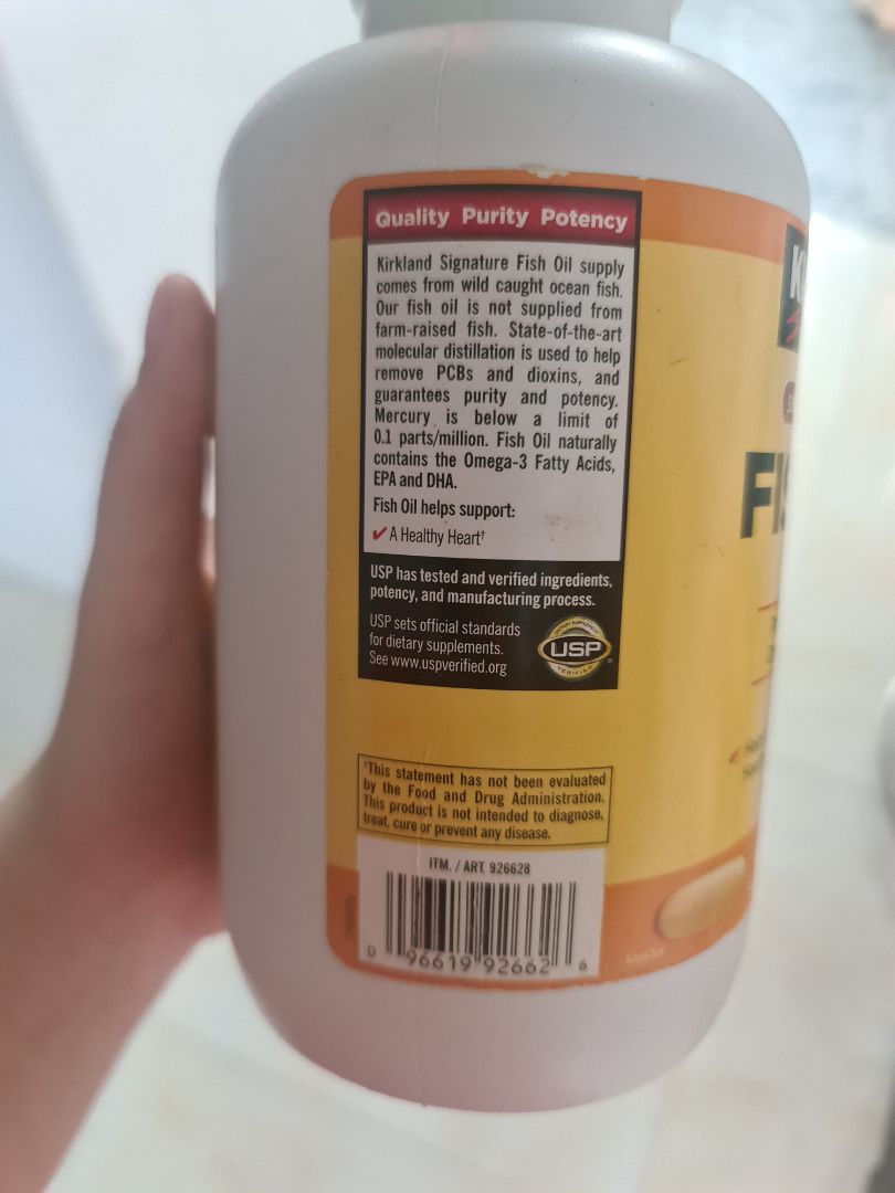 sản phẩm được đóng hàng cẩn thận
uống omega 3 rất tốt cho sức khỏe nên cả nhà mình đều dùng
viên rất to , mùi cũng okelaaaa