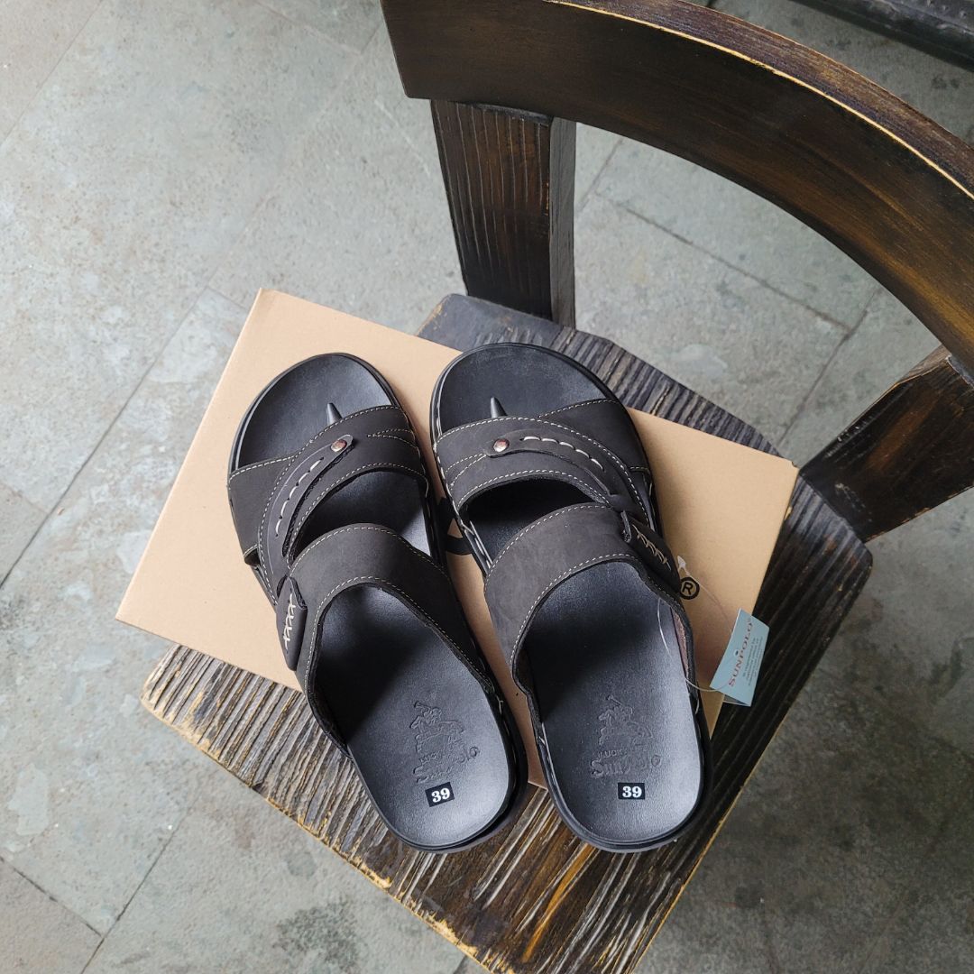 Mua hàng SUNPOLO thì luôn yên tâm về chất lượng và dịch vụ. Đã mua trên 3 món ở shop mà chưa lần nào thất vọng 👍mẫu mã đang trẻ hóa hơn 2 năm về trước