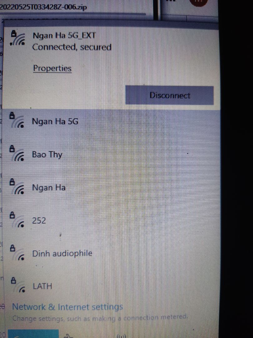 Không hiểu sao dùng extender rồi, trên máy cũng báo vị trí tốt, khoảng cách của mình với extender tầm 4m, nhưng sóng 5G extender toàn 2-3 vạch không khác gì wifi gốc