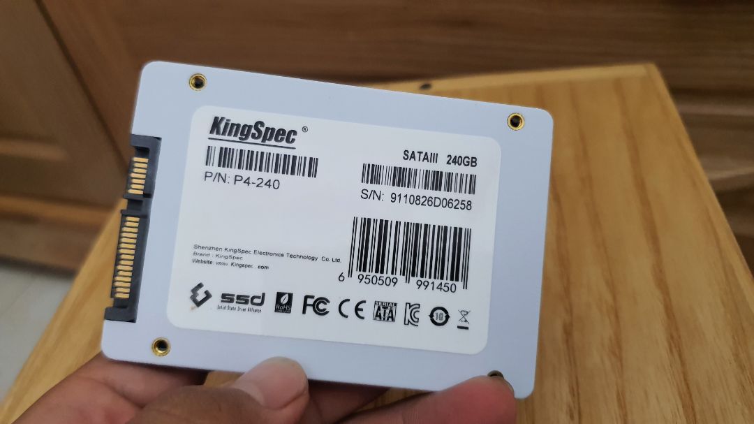 Hàng đóng gói cẩn thận, đúng hình ảnh và dung lượng, còn độ bền và tính ổn định thì chờ thời gian trả lời