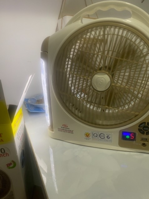 Đúng mẫu , đã sài thử hơn 4 tiếng vẫn chạy bình thường  , chờ hết pin sẽ *** sạc . Sản phẩm đẹp đongs gói chuản .