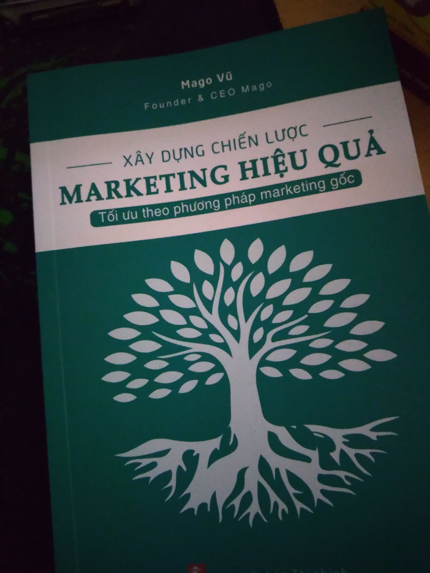 Sách đọc khá ổn cho mấy bạn mới tìm hiểu về marketing. Đọc dễ hiểu và bố cục cũng rất ok. 1 điểm cộng nữa là sách có chất giấy đẹp.