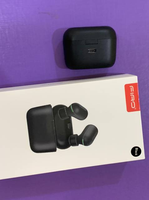 Giao hàng rất nhanh, sản phẩm tuyệt vời, đóng gói cẩn thận, cách thanh toán và xử lý chuyên nghiệp… nói chung là rất tuyệt vời. Cảm ơn TIKI và nhà bán hàng.👍👍👍