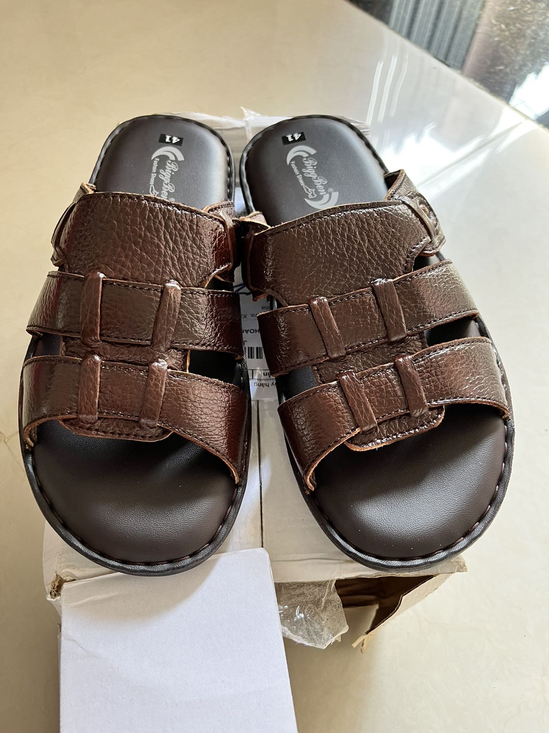 Chưa nhận được hàng nhưng cập nhật là giao hàng thành công.