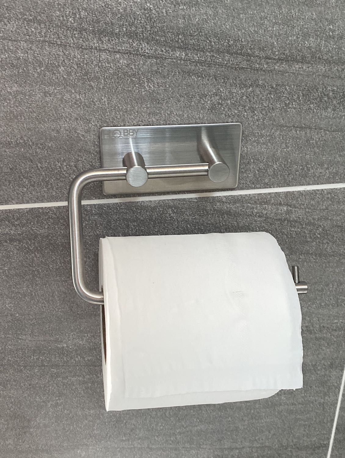 mình mua trước 1 cái thấy được lại mua thêm hai cái nữa, sản phẩm đẹp, hít chặt và chắc chắn