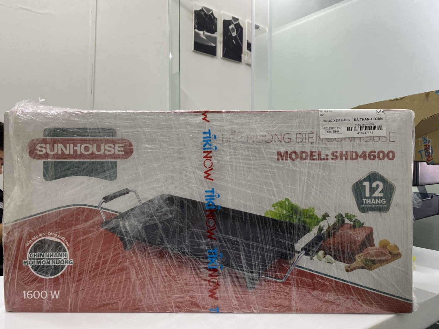 Hi Tiki,
Các bạn check lại đơn hàng này nhé, trên thông tin sp thì viết là 2000w, nhưng mình nhận hàng chỉ là 1600w. Các bạn vui lòng giải quyết trong tuần này nha, để mình đem về quê tặng quà Tết cho mẹ ak
Cảm ơn các bạn
Khánh