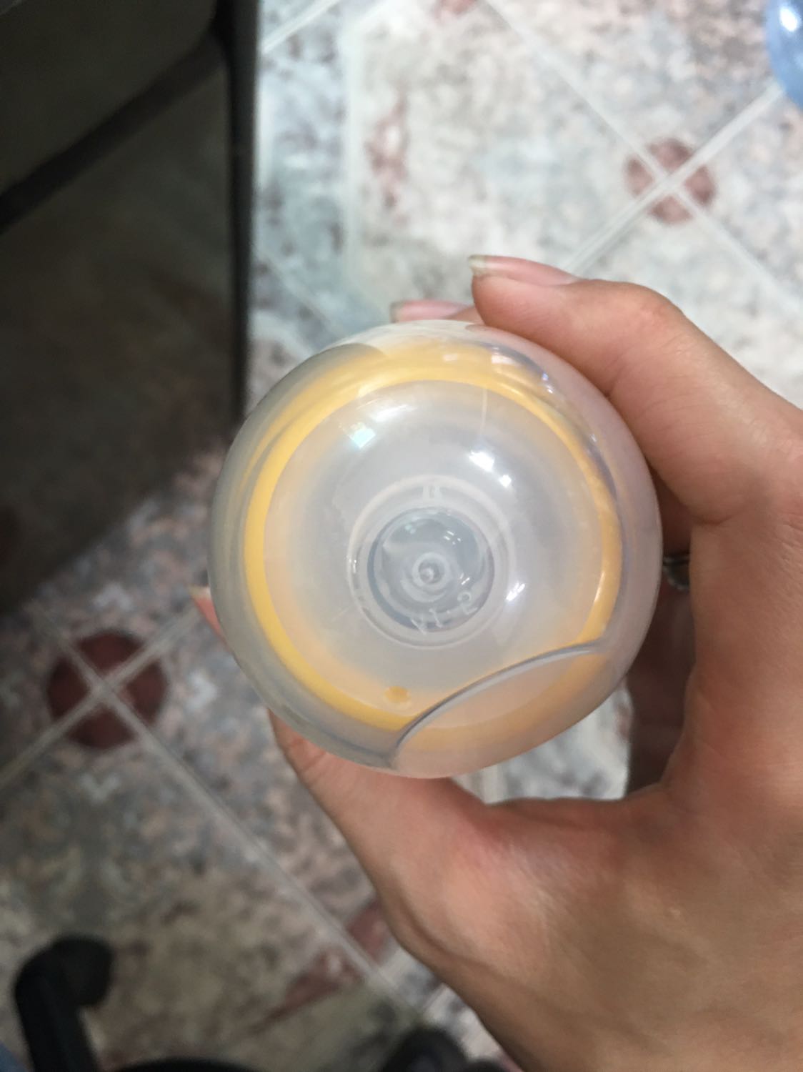 Ok, hàng đúng chuẩn, có đủ các mã và in nổi trên các sản phẩm