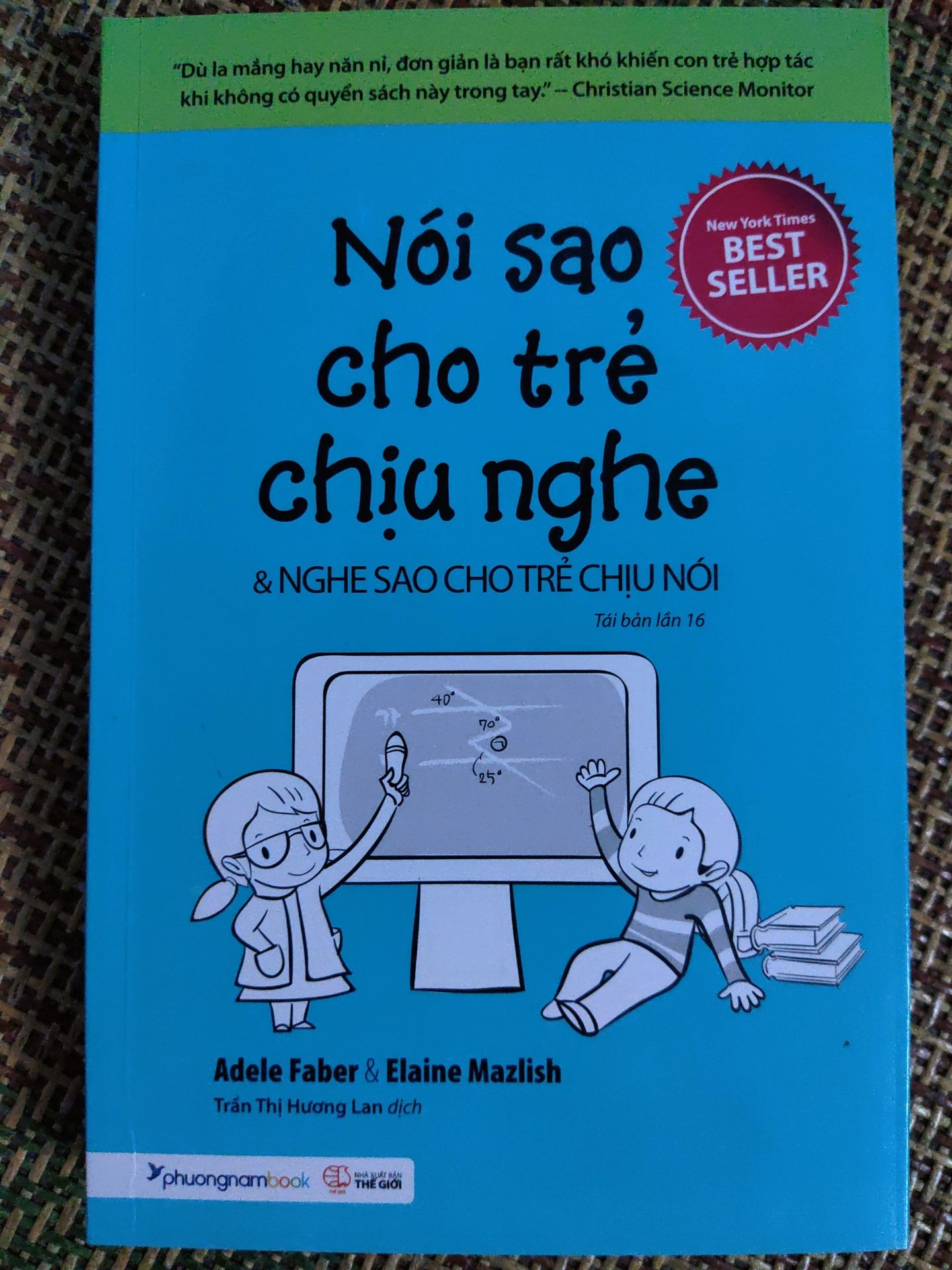 Sách đẹp, chất giấy đúng kiểu mình thích luôn.
Nội dung hữu ích với nhiều câu chuyện và tình huống cho mình luyện tập.
thêm nữa khi đọc hiểu cuốn sách này, thì đối tượng chinh phục không hẳn là những trẻ nhỏ mà là có thể bất cứ ai nếu luyện và áp dụng thành thục