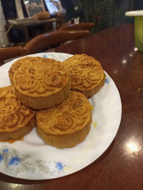 Khuôn rẻ và đẹp lắm,  giao đủ hàng rất ưng ý,  mình sẽ ủng hộ thêm shop.