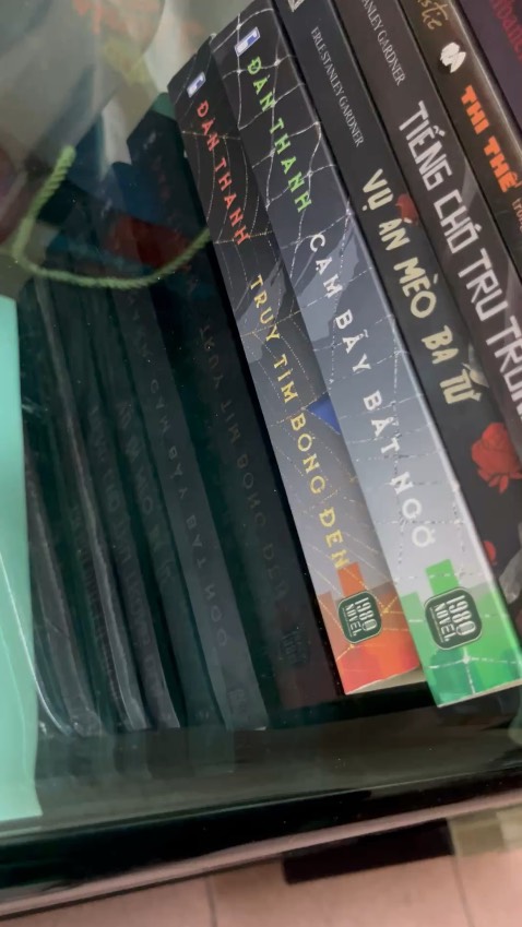 Shop đóng gói cẩn thận và giao nhanh. Sách chính hãng, giá tốt. Sẽ tiếp tục ủng hộ shop ah