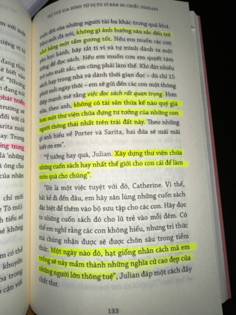 Cuốn sách thực sự rất hay, rất ý nghĩa, truyền cảm hứng thúc đẩy người cha người mẹ nuôi dưỡng con cái mình trở nên tốt đẹp và có ích cho đời. 
Câu nói mình tâm đắc: 
- Không gì ảnh hưởng sâu sắc đến trẻ nhỏ bằng một tấm gương tốt . 
- Mình chính là tác giả của cuộc đời con mình. 
" KHÔNG CÓ TÀI SẢN THỪA KẾ NÀO QUÝ GIÁ HƠN MỘT THƯ VIỆN CHỨA ĐỰNG TƯ TƯỞNG CỦA NHỮNG CON NGƯỜI THÔNG THÁI NHẤT TRÊN TRÁI ĐẤT NÀY " ub