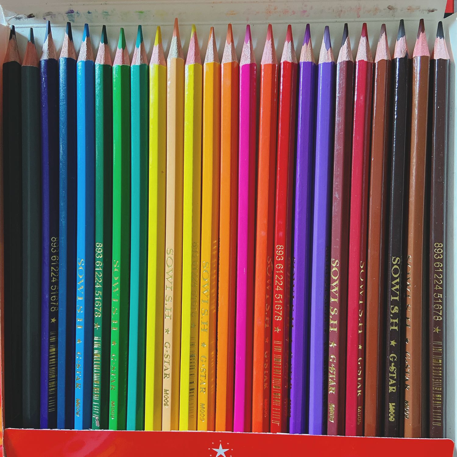 Bộ bút chì xinh xắn cute lắm luôn 🥰🥰 cảm ơn tiki nhé :))))