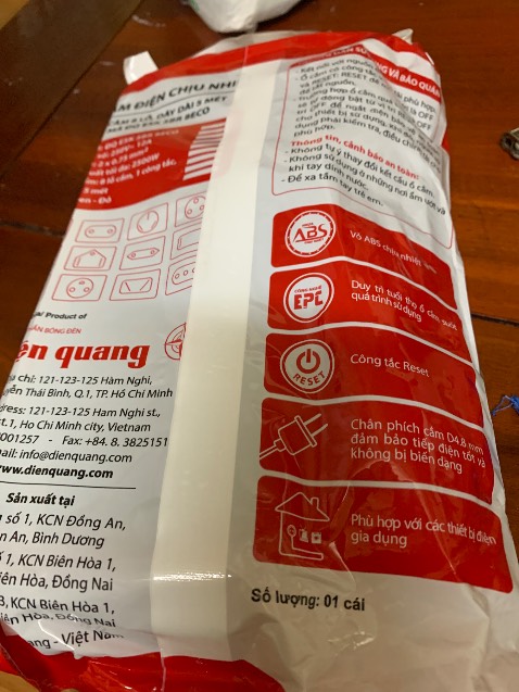 Ổ cắm tốt, rất tiện lợi và dễ sử dụng.