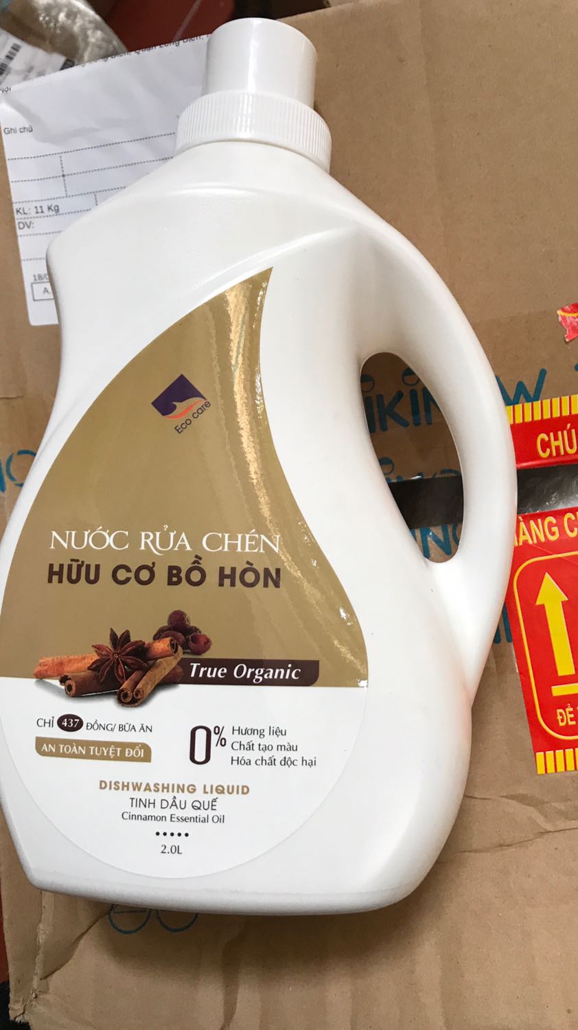 Trong các mùi nước rửa bat ecocare, mình thấy mùi quế dùng rất ổn, thơm lâu, dùng mùa đông thời điểm nó khá phù hợp với thời tiết. Dung dịch khá đặc , bọt khá nhiều.??