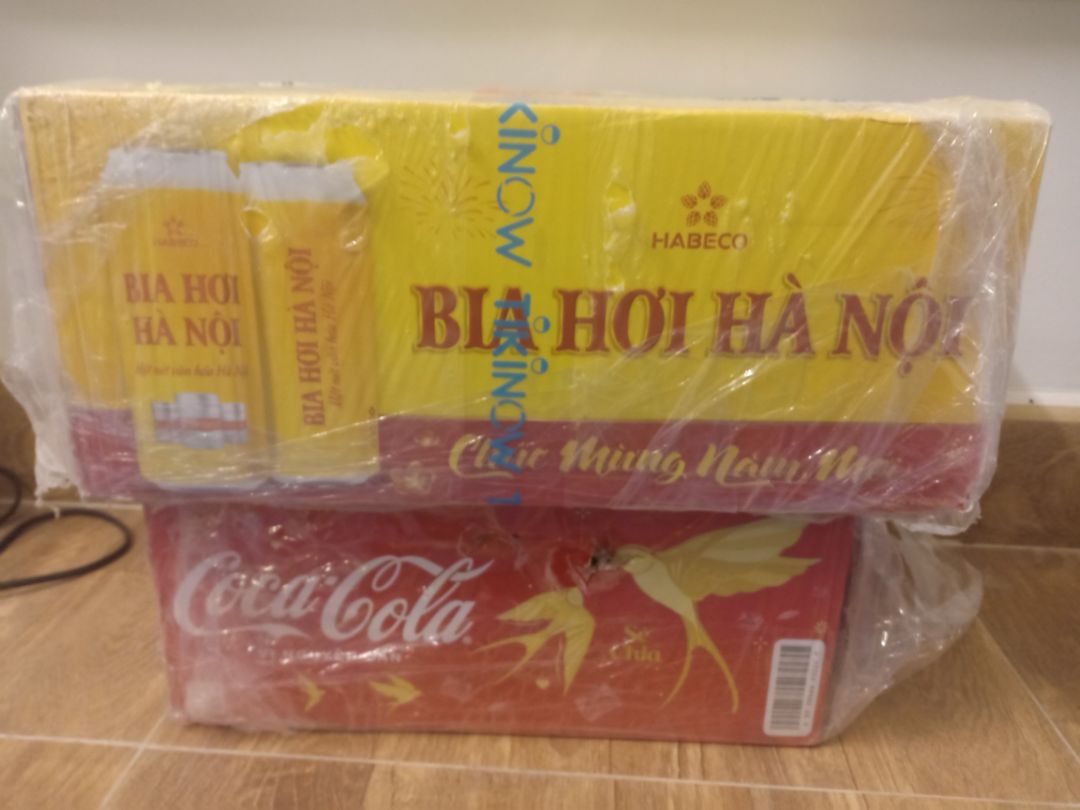 Thùng bia hơi Hà Nội này do Tiki phân phối, giao hàng lâu hơn mọi khi nhưng vẫn cho năm sao nhé vì phản hồi khách nhanh chóng