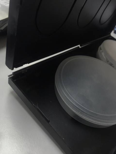 Mình có mua về cho 2 bé con nhà mình luyện cờ ca rô, minh thì luyện cờ vây. Phải nói với giá thành có hơn 100 k mà mua được sản phẩm như này quả là giá rẻ bất ngờ mà chất lượng cũng rất vượt trội chứ không phải lởm khởm nha quý vị! màu sắc đen trắng trông khôn chứ không dại hay bám dính hời hợt như mấy chỗ mua ở bên khác1
mình đặt 1 bộ quân nhiều, 1 bộ quân ít nhưng đều kích thước 28.5x28.5cm. mỗi bộ có cái hay riêng, mặt bàn khá bóng nhẵn, và độ bám hít nam châm tốt! sẽ còn trải nghiệm, và mấy nữa có thể sẽ mua bộ to. khuyên các bạn nên mua!! Mình có mua về cho 2 bé con nhà mình luyện cờ ca rô, minh thì luyện cờ vây. Phải nói với giá thành có hơn 100 k mà mua được sản phẩm như này quả là giá rẻ bất ngờ mà chất lượng cũng rất vượt trội chứ không phải lởm khởm nha quý vị! màu sắc đen trắng trông khôn chứ không dại hay bám dính hời hợt như mấy chỗ mua ở bên khác1
mình đặt 1 bộ quân nhiều, 1 bộ quân ít nhưng đều kích thước 28.5x28.5cm. mỗi bộ có cái hay riêng, mặt bàn khá bóng nhẵn, và độ bám hít nam châm tốt! sẽ còn trải nghiệm, và mấy nữa có thể sẽ mua bộ to. khuyên các bạn nên mua!!