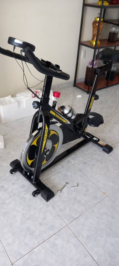 Giao hàng nhanh. Shop có nhân viên lắp ráp xe tại nhà nhiệt tình cho khách. Nhân viên bên shop tư vấn nhiệt tình.Xe đẹp ,chắc chắn. Đã đạp thử rất tốt. Cảm ơn shop Giao hàng nhanh. Shop có nhân viên lắp ráp xe tại nhà nhiệt tình cho khách. Nhân viên bên shop tư vấn nhiệt tình.Xe đẹp ,chắc chắn. Đã đạp thử rất tốt. Cảm ơn shop