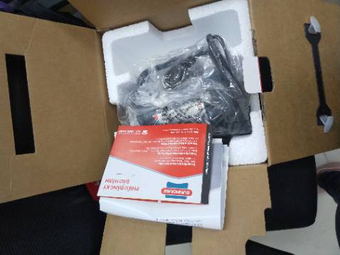 Hình thức đẹp,xay nhanh, và mọi người chú ý cẩn thận cái lưỡi dao nhé, bén lắm. Mua xong mà các chị ở phòng nhờ mua thêm mấy cái, ai cũng khen nhé.