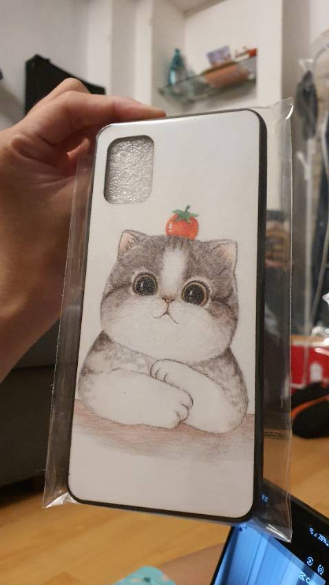 Kiểu dáng đẹp, giống như hình mẫu, mềm dẻo, ốp vừa máy