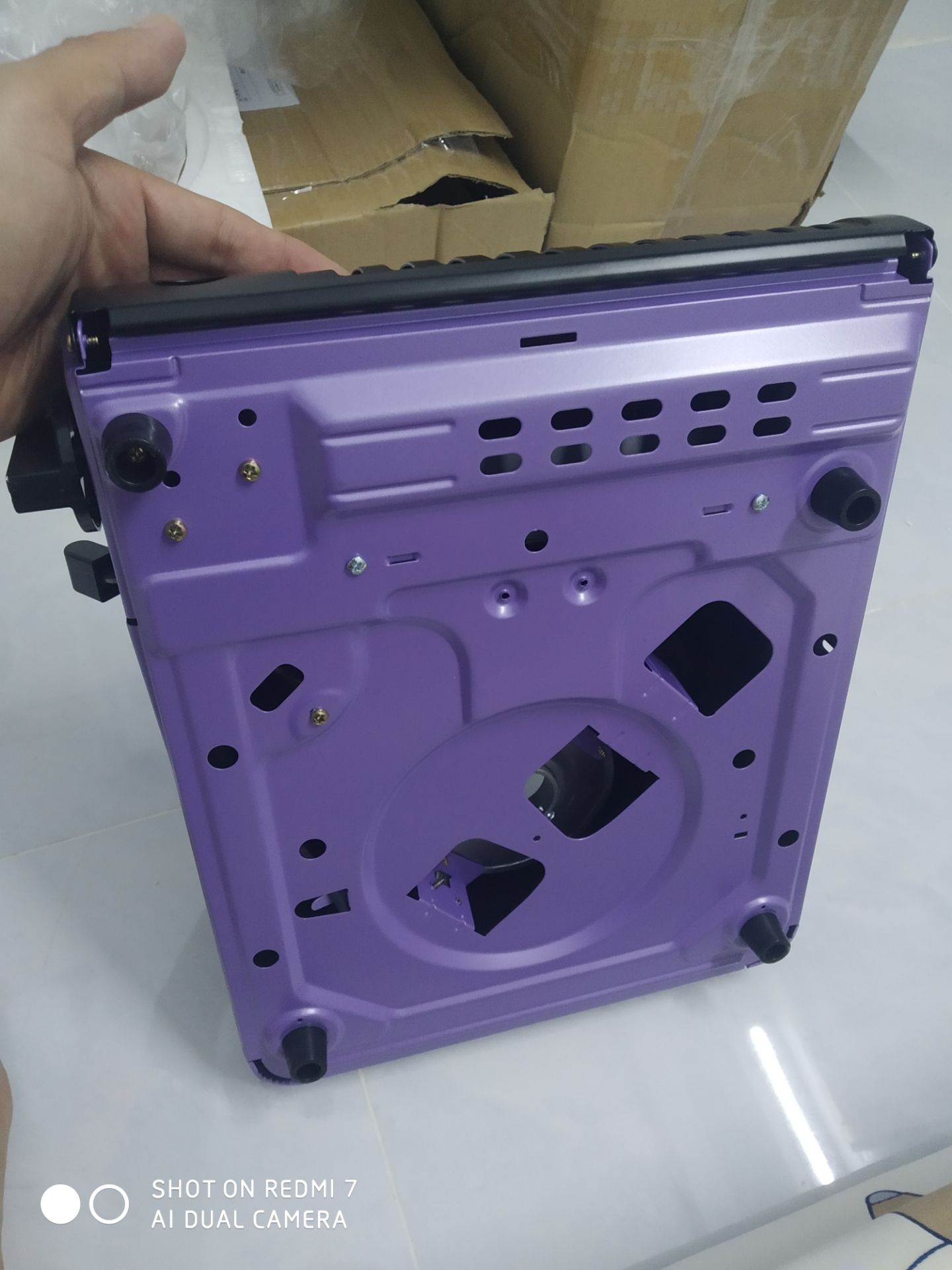 sản phẩm tuyệt vời.hình y như QC tốt.giá cả phải chăng.(Nhưng) giá giảm phần trăm quá ảo:)). Nói chung Sài tốt là OK!