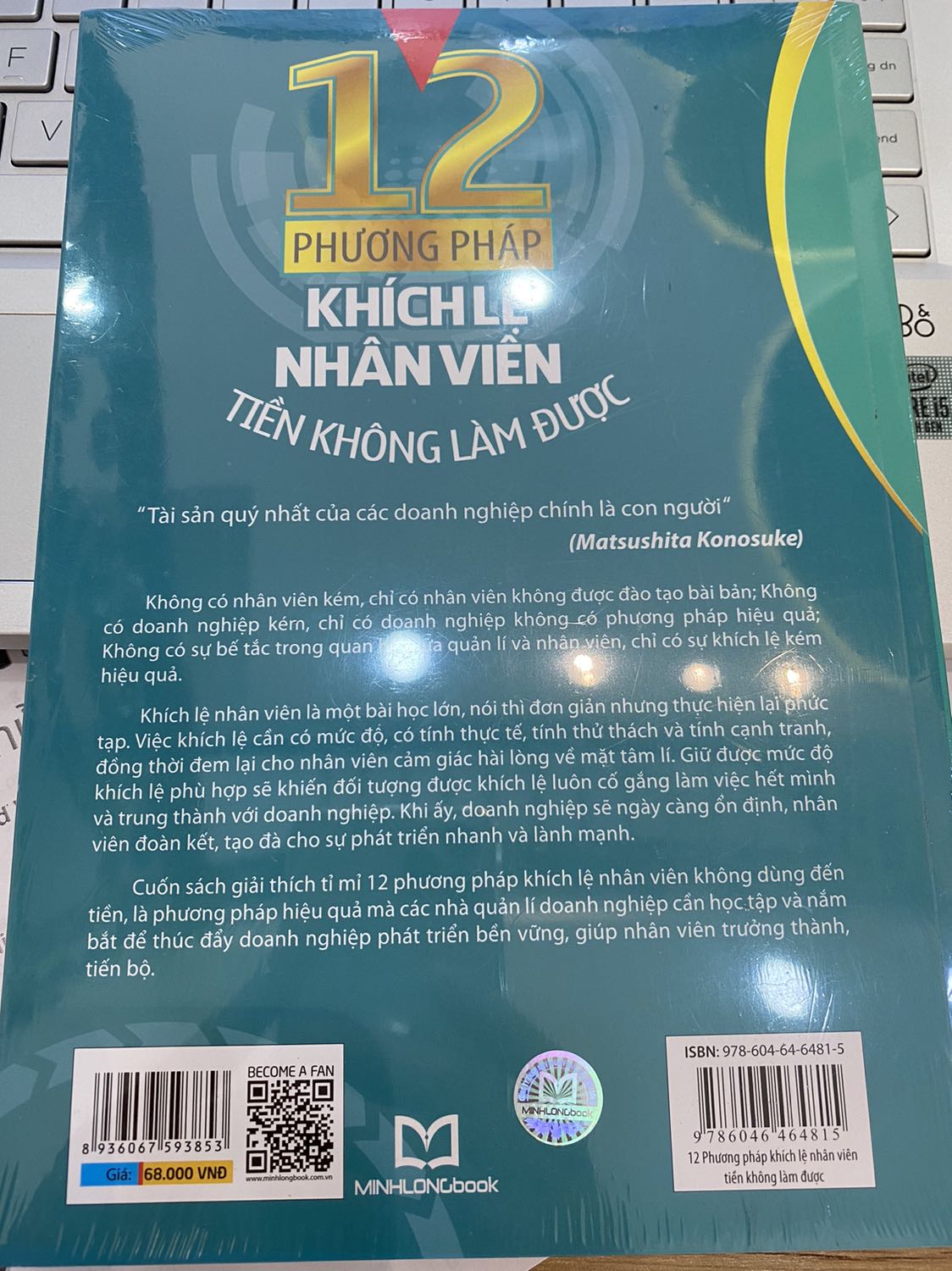 Tiki giao hàng nhanh, trước lịch hẹn 2-3 ngày. Sách được bọc cẩn thận, nội dung đúng cái mình cần.