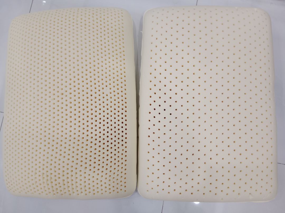 Tôi đề nghị Tiki kiểm tra lại nguồn gốc hàng tại nhà cũng cấp này, có phải là hàng chính hãng không, cụ thể là gối cao su Liên Á. Tôi thấy sản phẩm shop bán có sự khác biệt rõ rệt với sản phẩm mua tại showroom Liên Á (gối mua tại showroom có màu trắng hơn, chất dai hơn và lỗ thưa hơn).