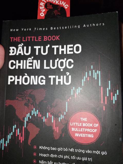 Cuốn sách nằm trong bộ sách the little book, có thể học hỏi vài điều từ tác giả từ môi trường đầu tư Mỹ.