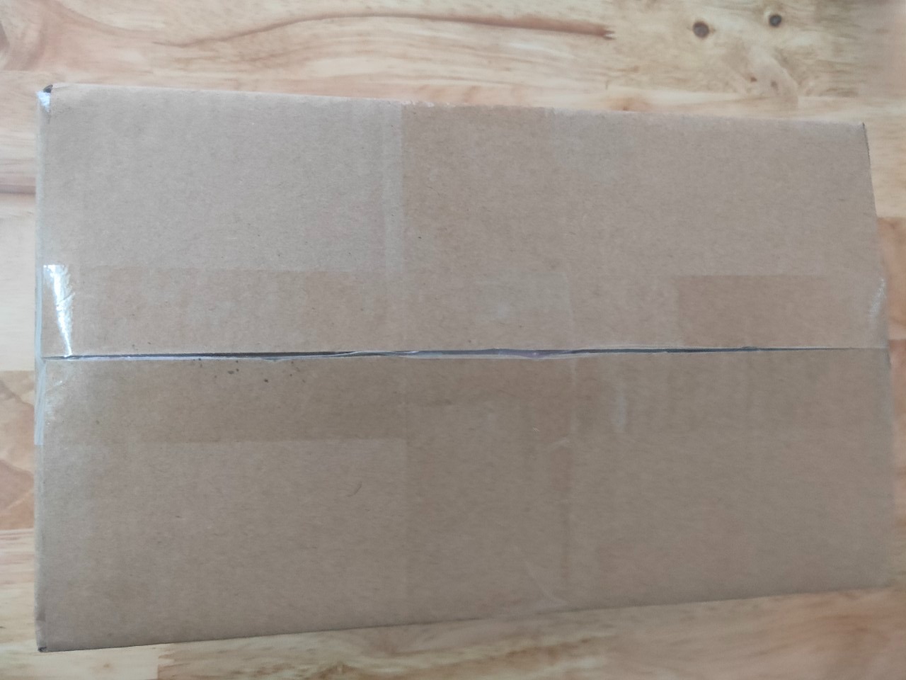 Nhận được hàng rất ưng từ cách đóng gói chỉnh chu, tấm lót mịn, sờ mát đường may viền kỹ. Với giá tầm này thì không có gì để chê hết, lót giường hoặc cũi đều được.