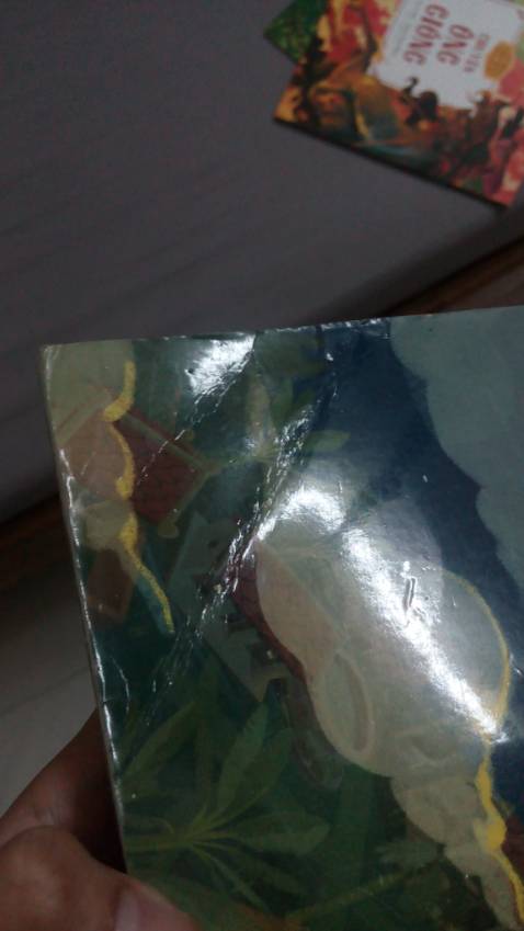 Rất tệ !!!!!!!!!!!!!!!!!!!!
Không hiểu sao cứ dính fahasa 3 lần thì tới 2 lần sách bị cong mép, lần này thì trầm trọng hơn, như là sách cũ thải ra vậy. Lần trước cũng phản ảnh nhưng chưa thấy hồi âm gì, xem thử lần này như nào. Thường xuyên mua tiki nhưng lần này là trải nghiệm không hài lòng nhất của mình, thật sự thất vọng, mong tiki kiểm kê kĩ sách trước khi giao hàng.