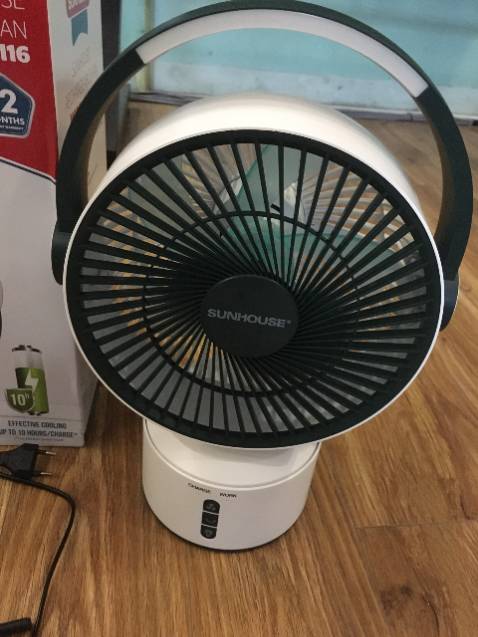 Quạt to để bàn siêu mát, đèn sáng