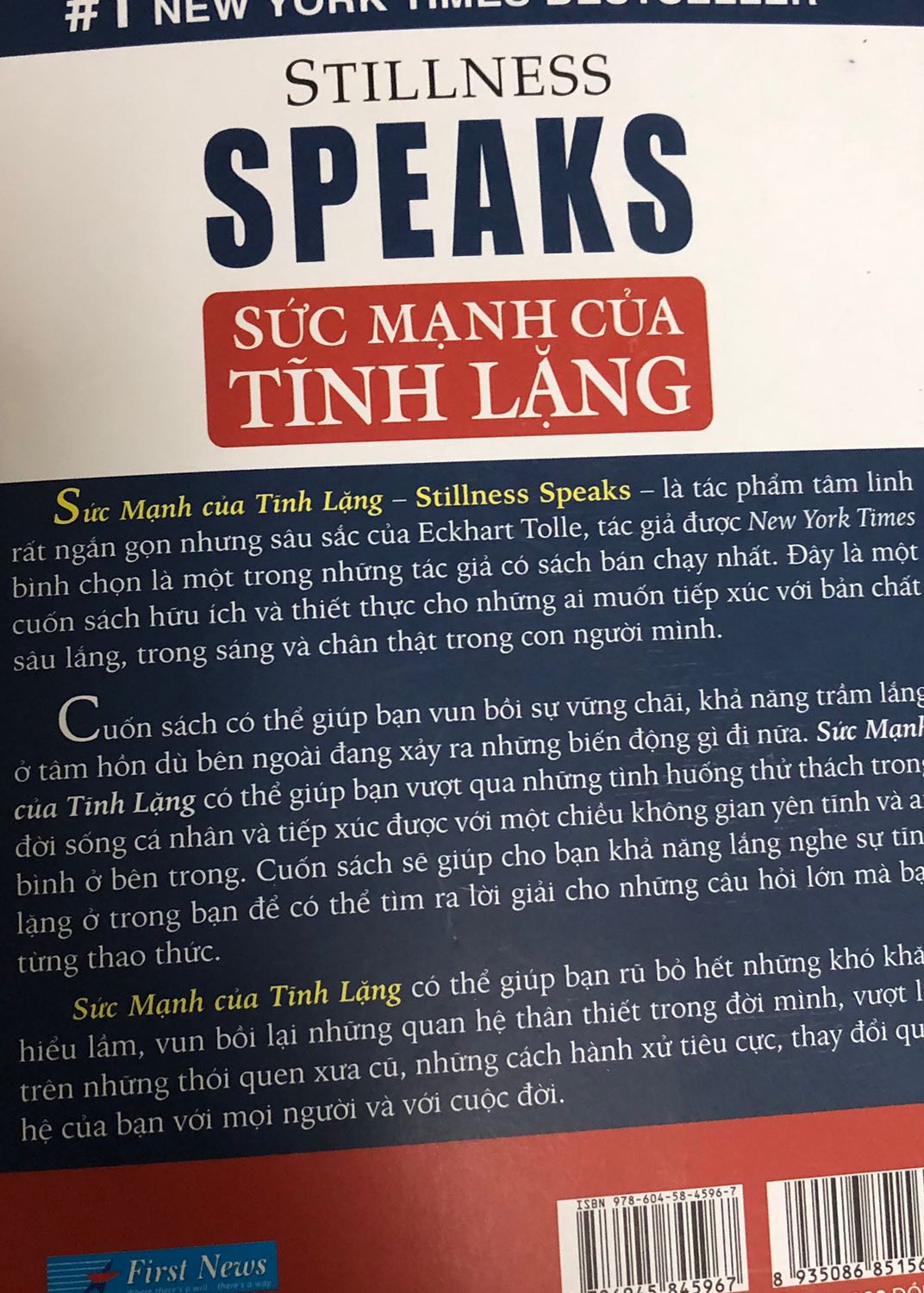 Thế giới quá đỗi ồn ào đã có lúc nào bạn thật sự lắng nghe bản thân chưa? Sức mạnh của ngôn từ làm nên con người của mỗi chúng ta. Nhưng bản nhạc cuộc sống cũng cần có những khoảng lặng nhất định. Đôi khi tĩnh lặng mới chính là sức mạnh giúp bạn làm chủ mọi thứ. Cùng "Sức mạnh của tĩnh lặng" khám phá những khoảng lặng của cuộc sống nhé.