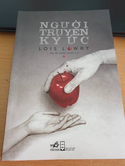 Bao bọc cẩn thận, không bị móp méo.
Nội dung hay miễn bàn, một trong những cuốn mình yêu thích nhất