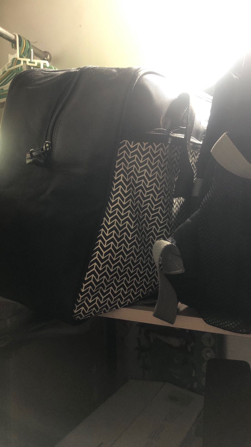 Giao hàng nhanh, túi chắc chắn.