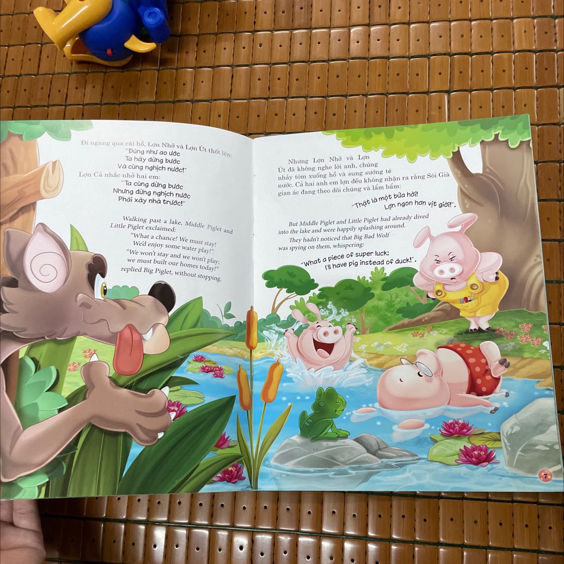 Sách đẹp, lời truyện hay, hình vẽ đẹp, giấy tốt, dày bóng