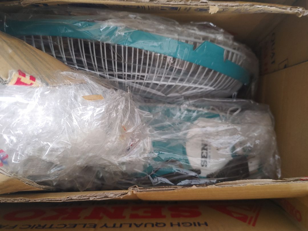 sản phẩm đẹp, quạt tốt. sản phẩm đẹp, quạt tốt.