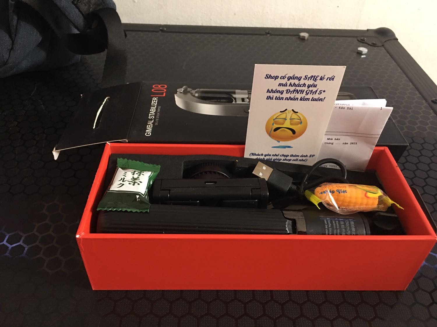 Cơ bản chất lượng trong tầm giá, đóng gói chắc chắn, giao hàng nhanh. Shop dễ thương nên để 5*, có thắc mắc là kẹo có độc không? Không dám ăn