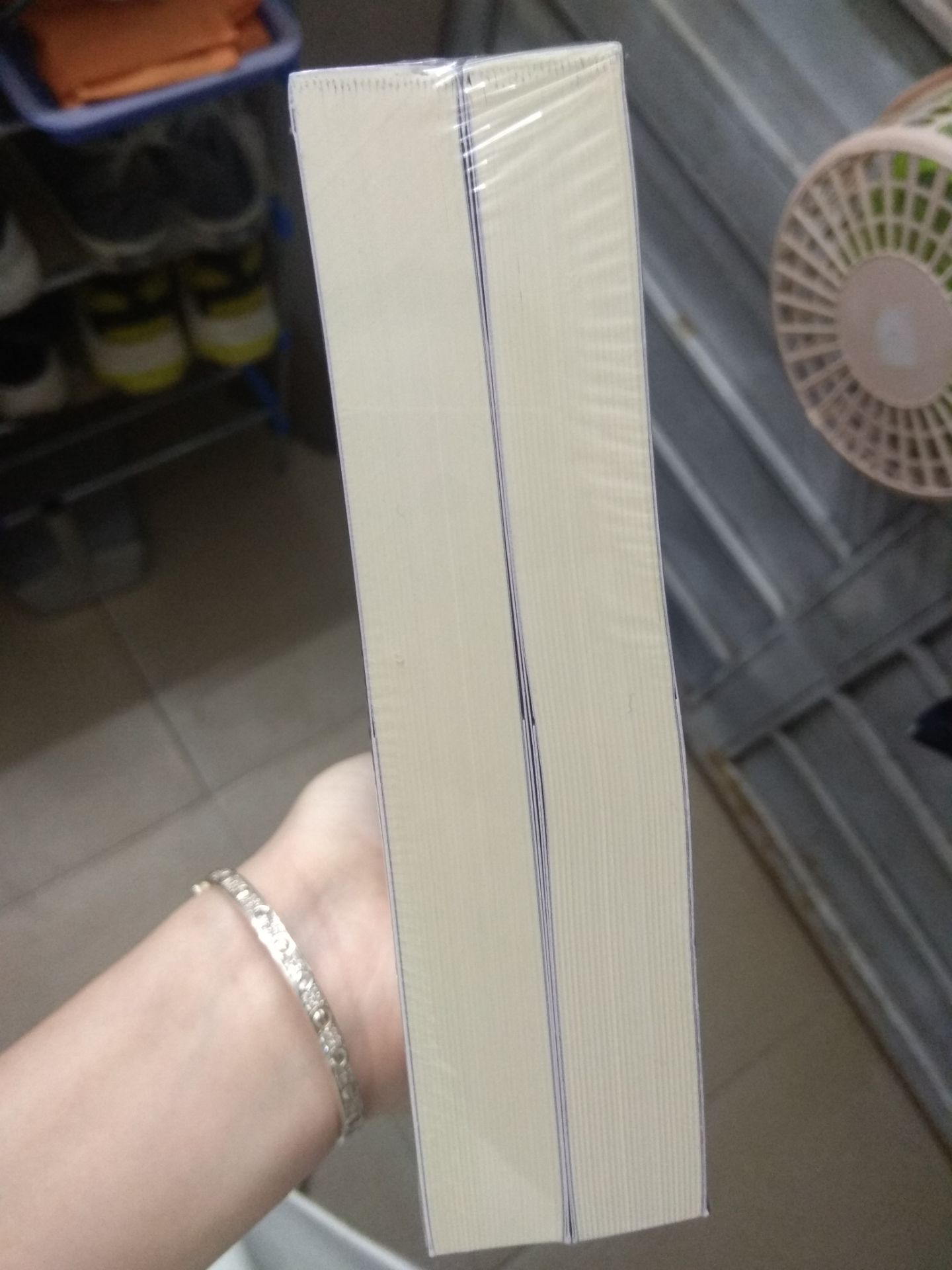 sản phẩm chất lượng, giao hàng nhanh, săn được giá sale nên rẻ