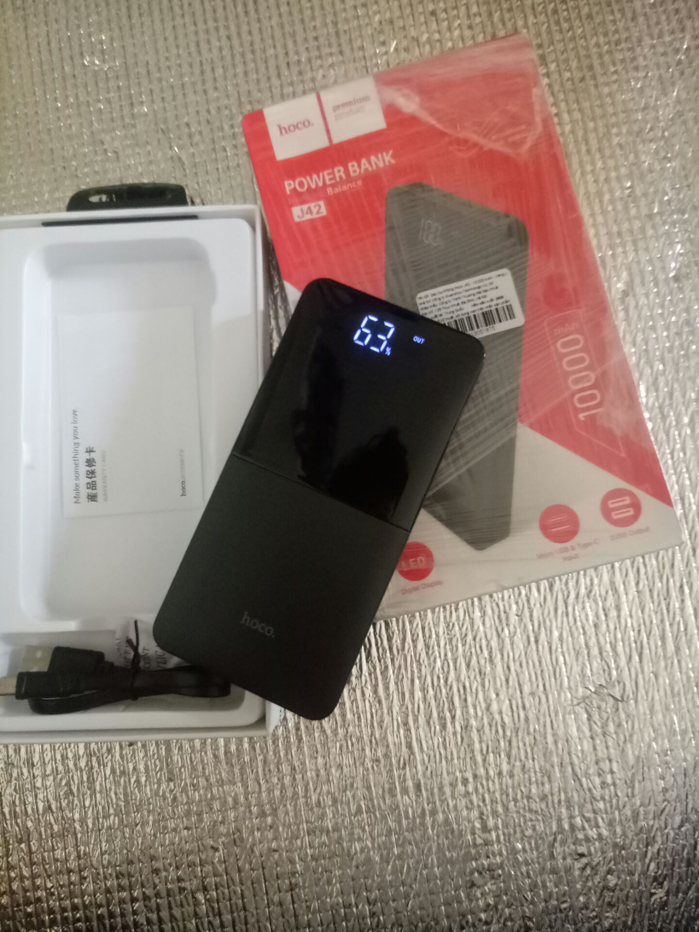 đóng gói tốt, giao đúng hẹn, chưa dùng thử mong là sẽ bền